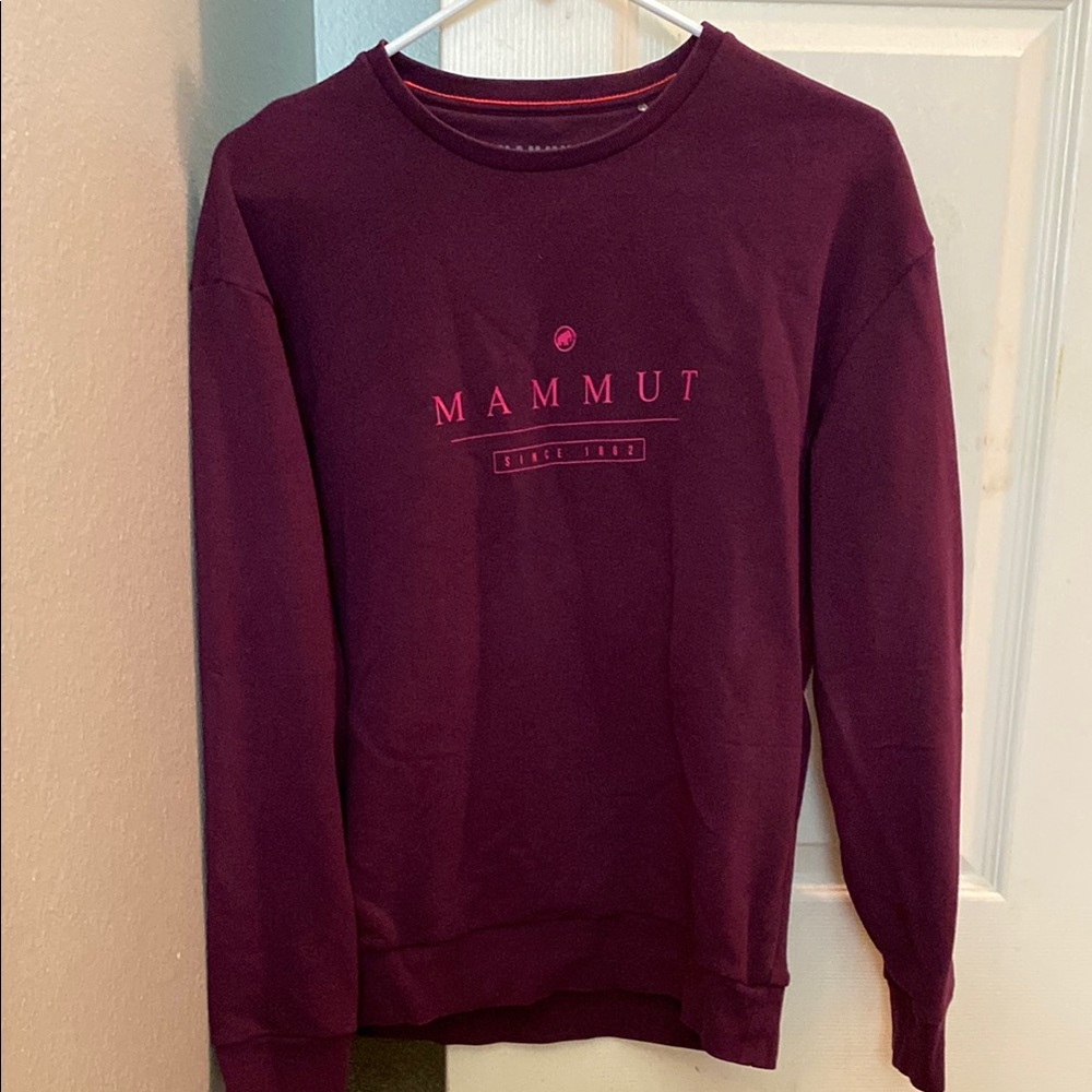 Mammut Red Crewneck Sweater Classic Design